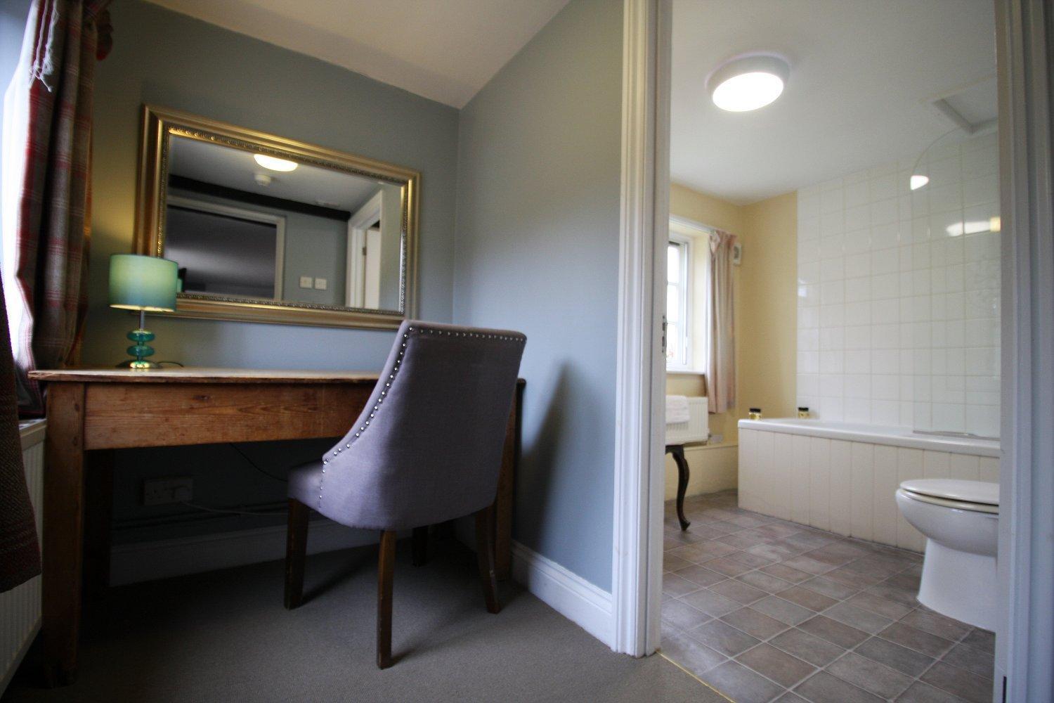 The Carpenters Arms Hotel Newbury  Phòng bức ảnh